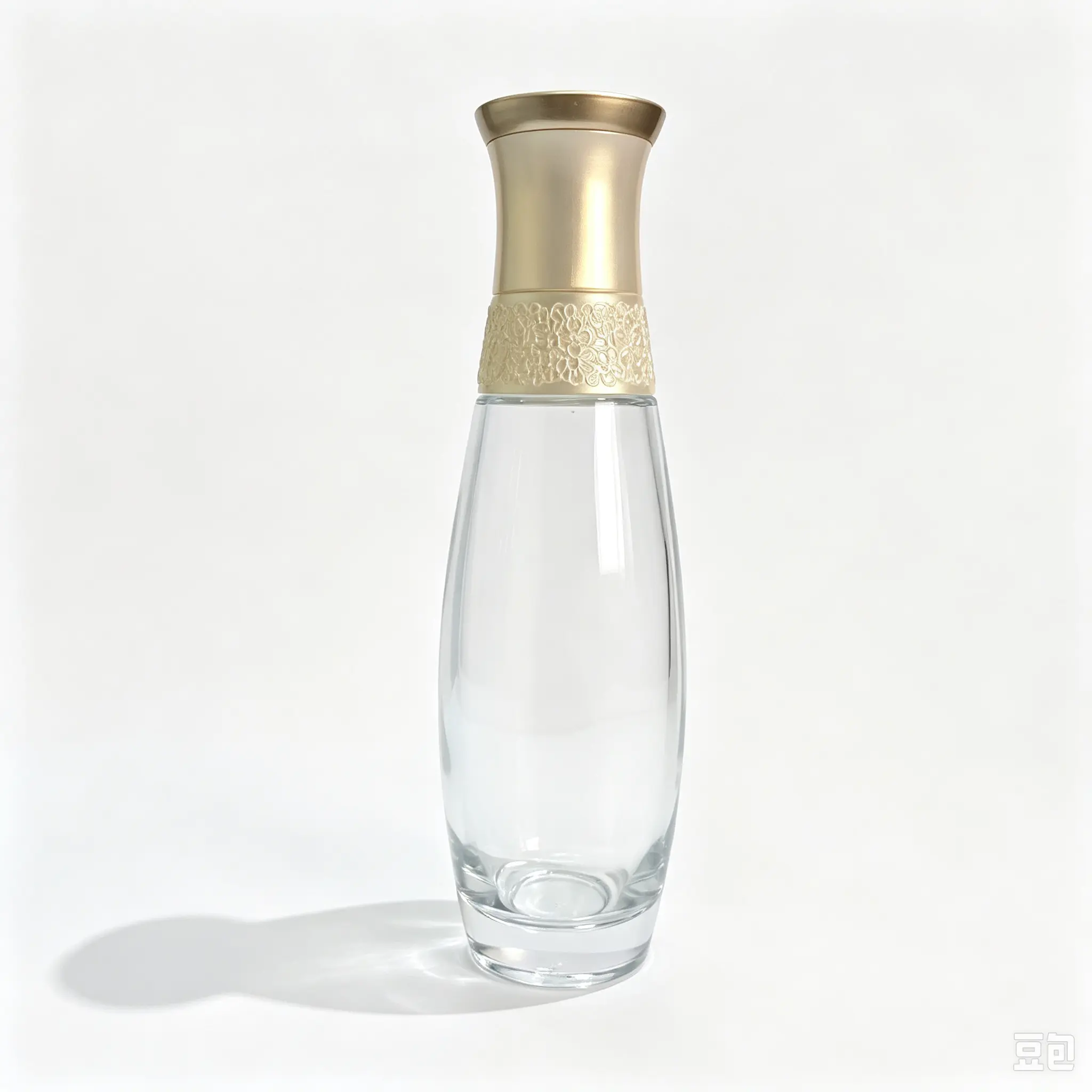 Front view of the 150ml glass toner bottle for skincare packaging