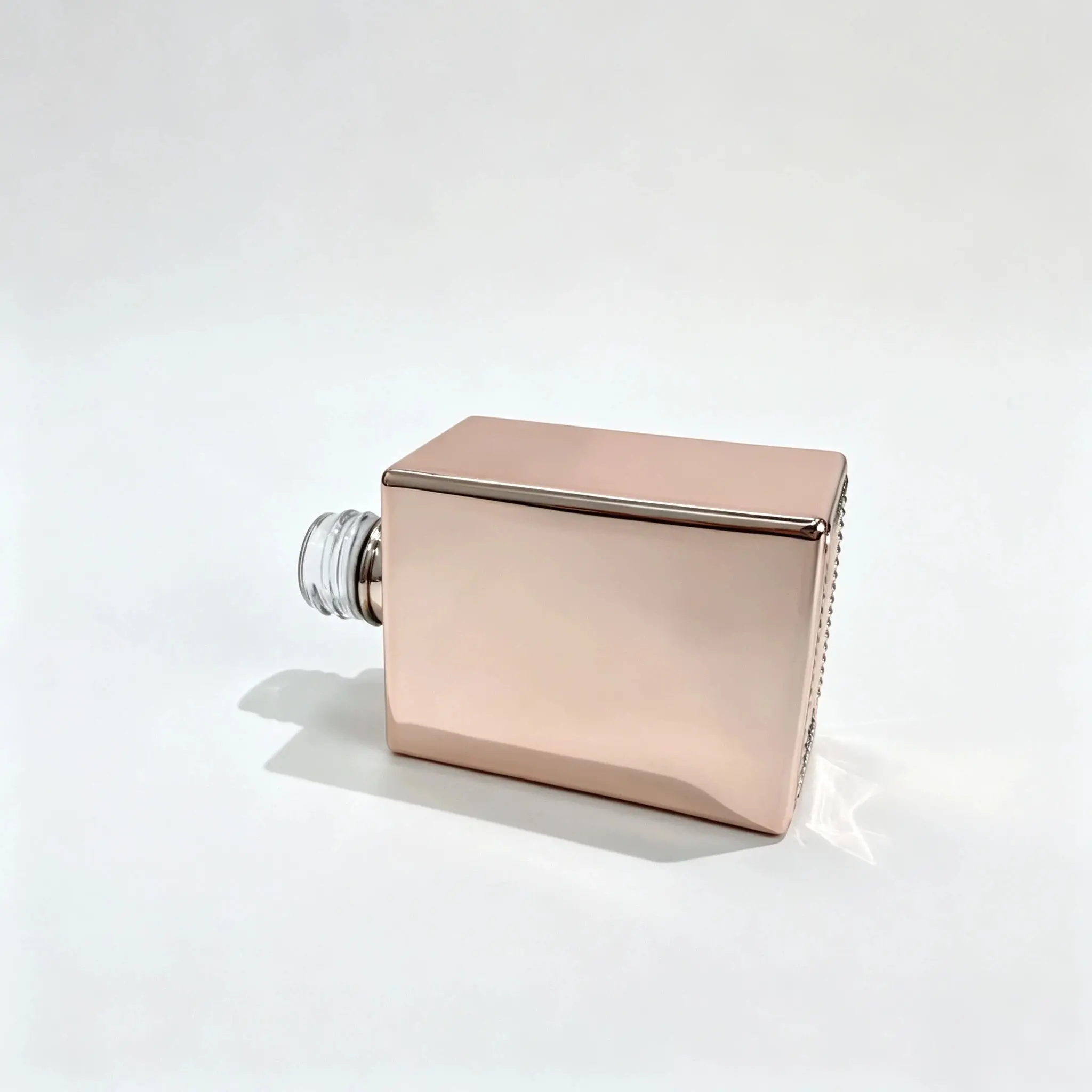 Side structure view of the 15ml empty nail polish bottle showing its narrow 25 mm profile