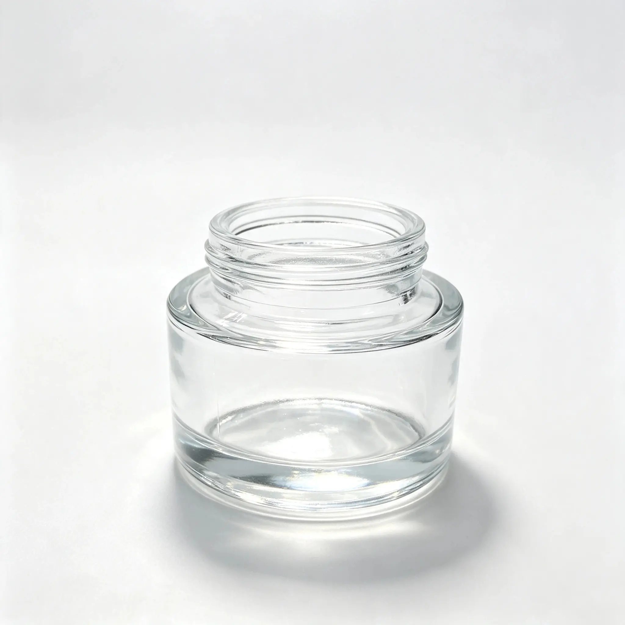 60g Glass Face Cream Jar Neck Opening Detail Close view of the 60g glass face cream jar opening showing the 46 mm opening diameter and closure area