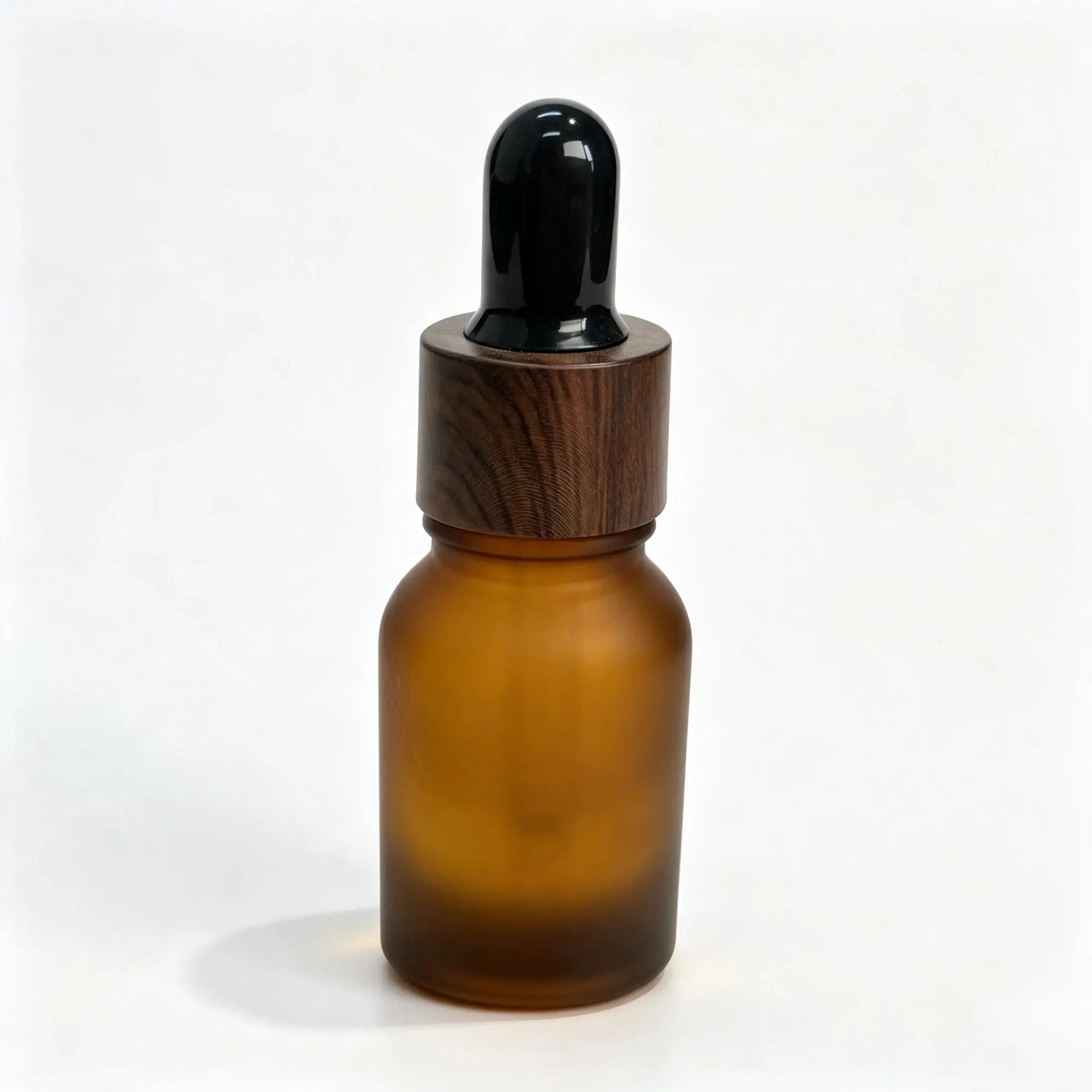 Wholesale 15ml Serum Dropper Bottle Front View Front view of the complete wholesale 15ml serum dropper bottle with rubber bulb dropper closure.