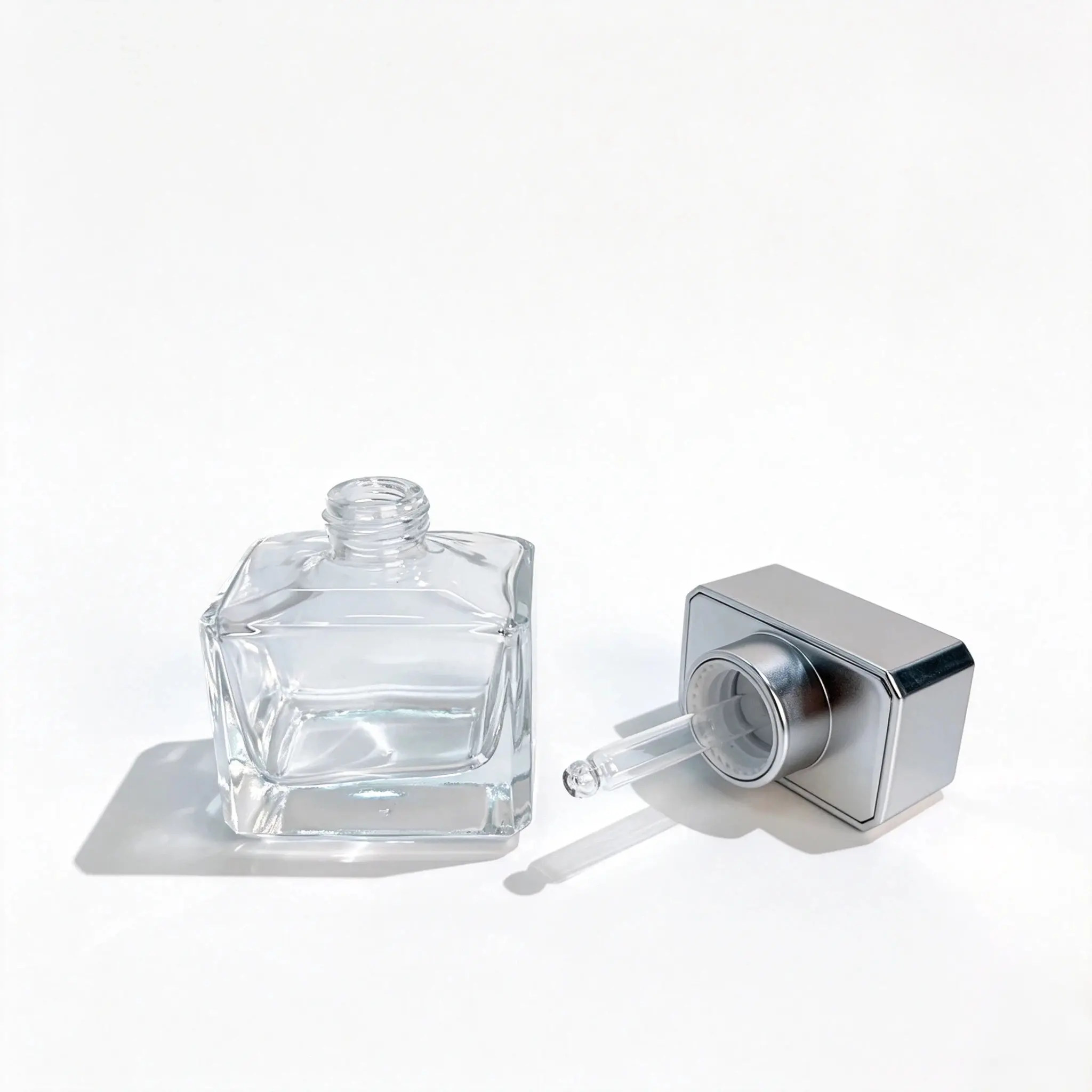 30ml Frasco de vidrio cuadrado para serum con cuentagotas 30ml frasco de vidrio cuadrado para serum combinado con un cuentagotas para el envasado de serum y aceites esenciales
