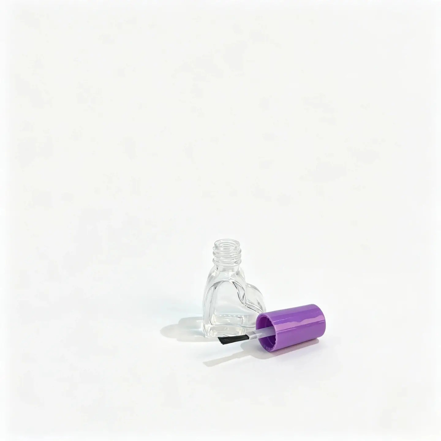 5ml زجاجة طلاء أظافر زجاجية معروضة مع مكونات غطاء وفرشاة منفصلة لمطابقة العبوة
