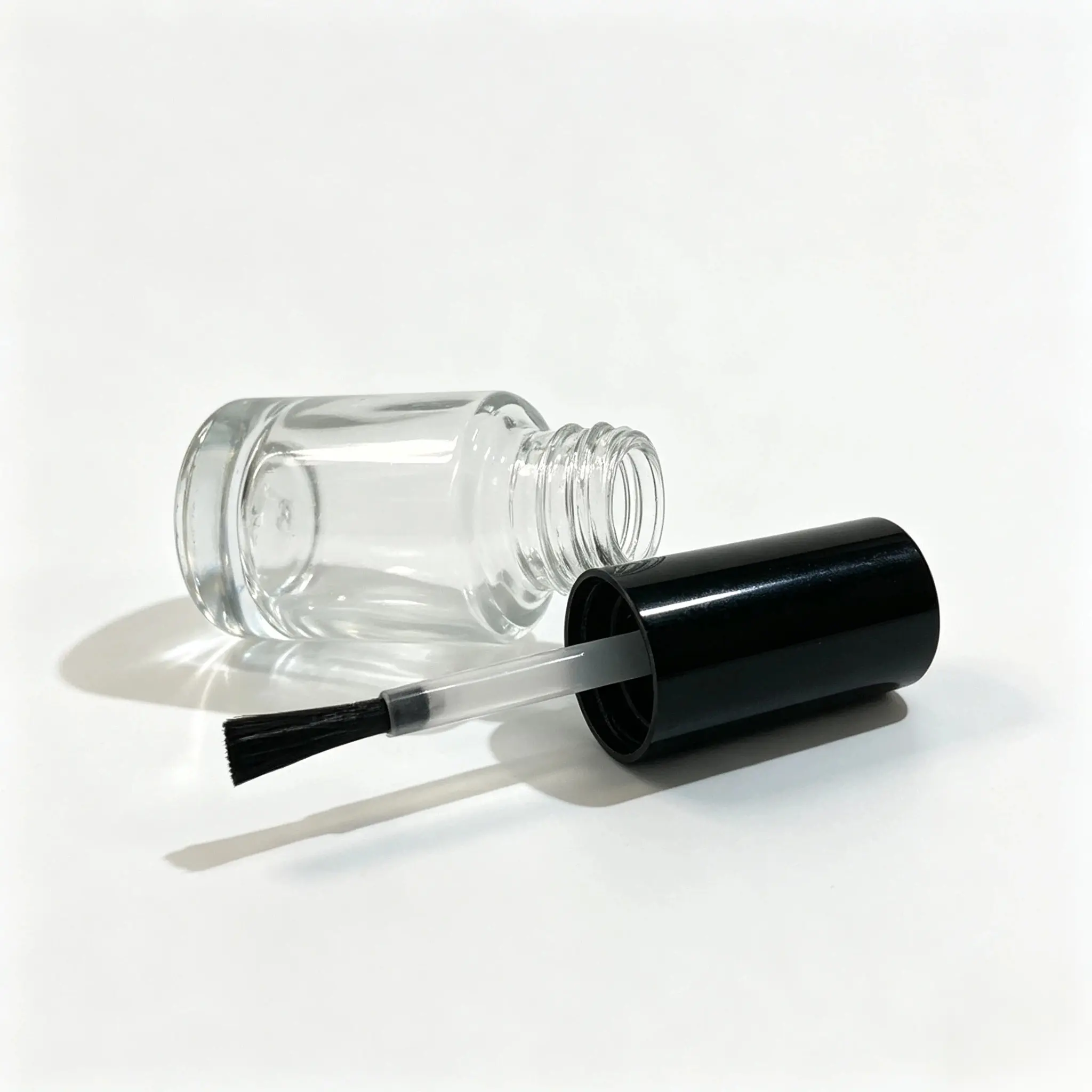5ml Glas-Nagellackflasche mit Kappe und Bürste 5ml rundes Glas-Nagellackfläschchen mit schwarzem Kappenstiel und Nagellackpinsel
